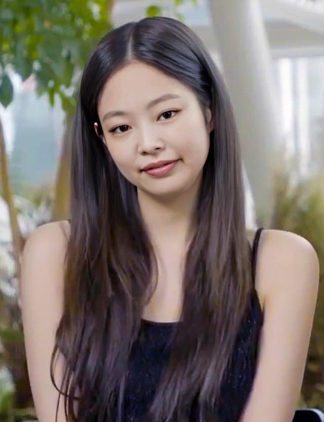 Jennie Kim from BLACKPINK PUBG 210321 cropped