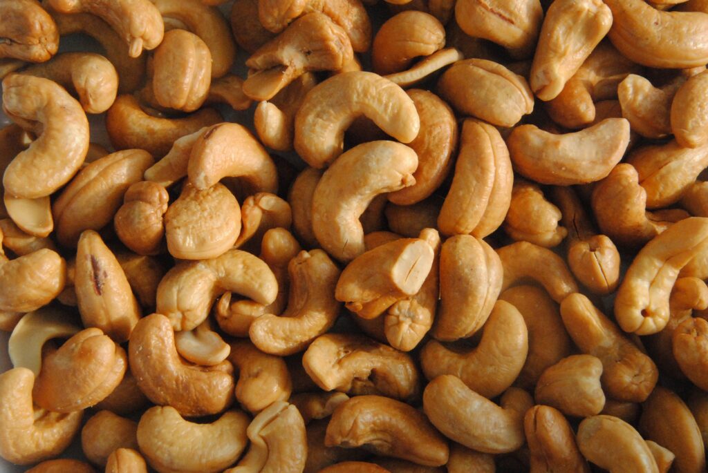 cashew nuts g60f0d0a94 1920