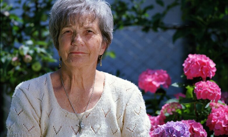 granny gf6928efaa 1920