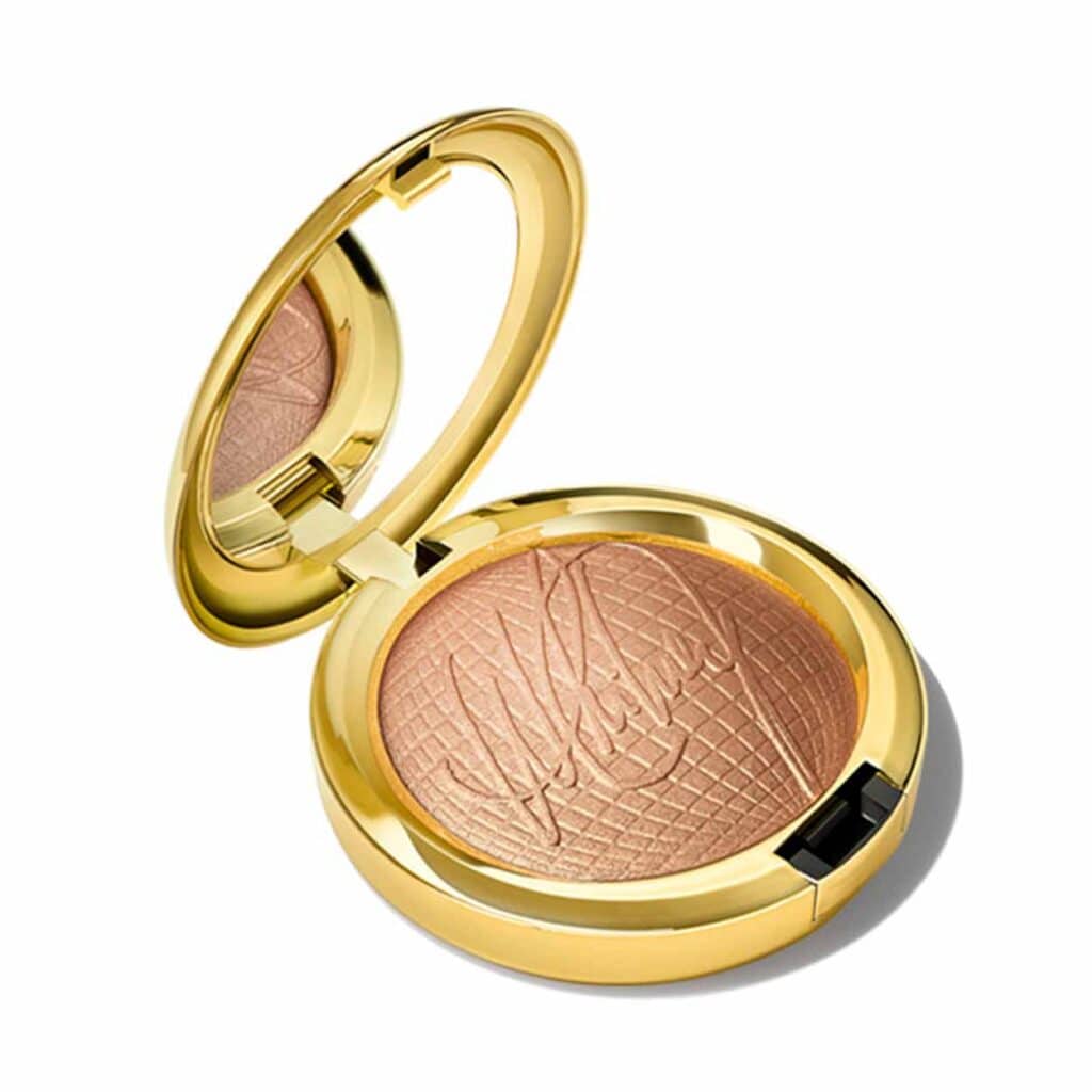 1667990704 MAC WhitneyHouston ExtraDimensionSkinfinish