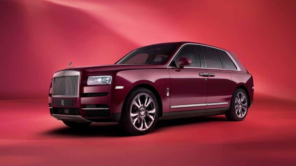 rolls-royce yeni model araba