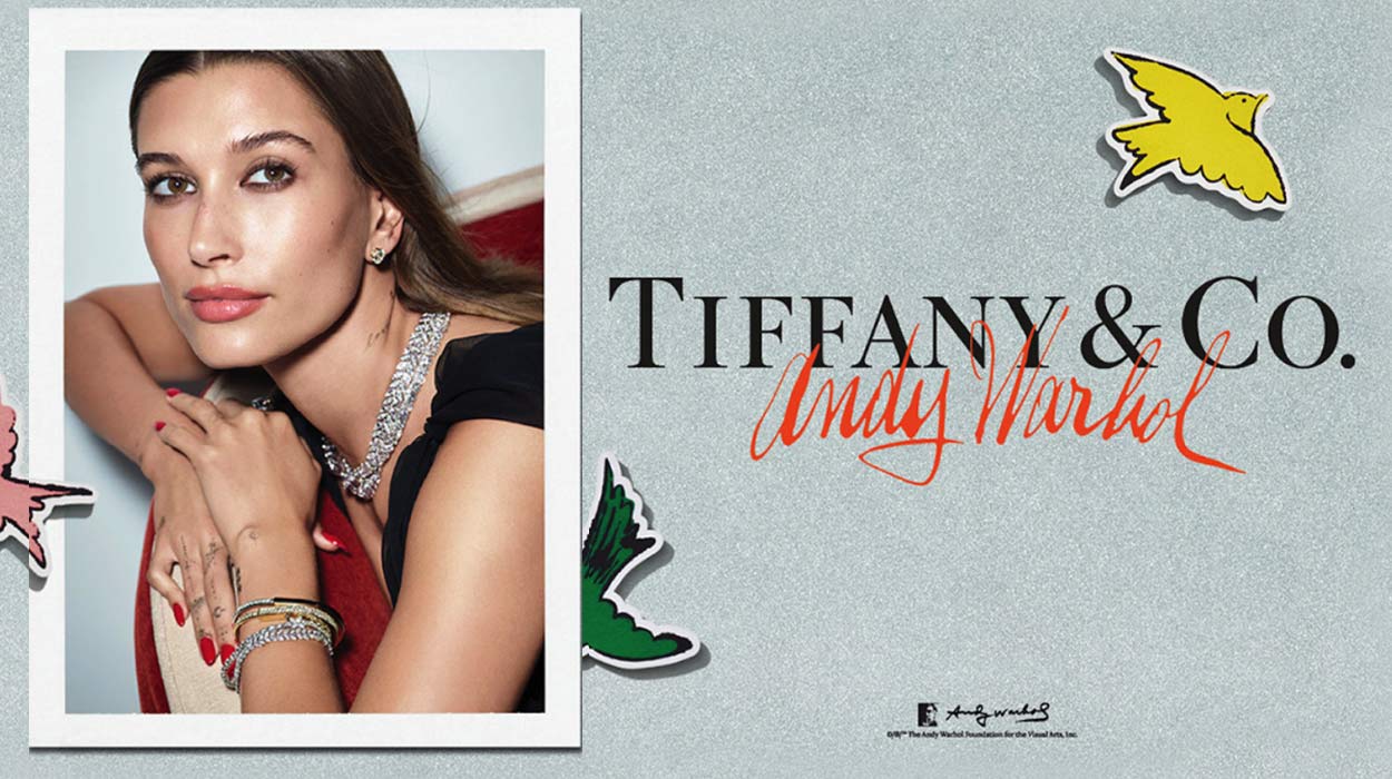 Tiffany&Co mücevher markası için Hailey Bieber