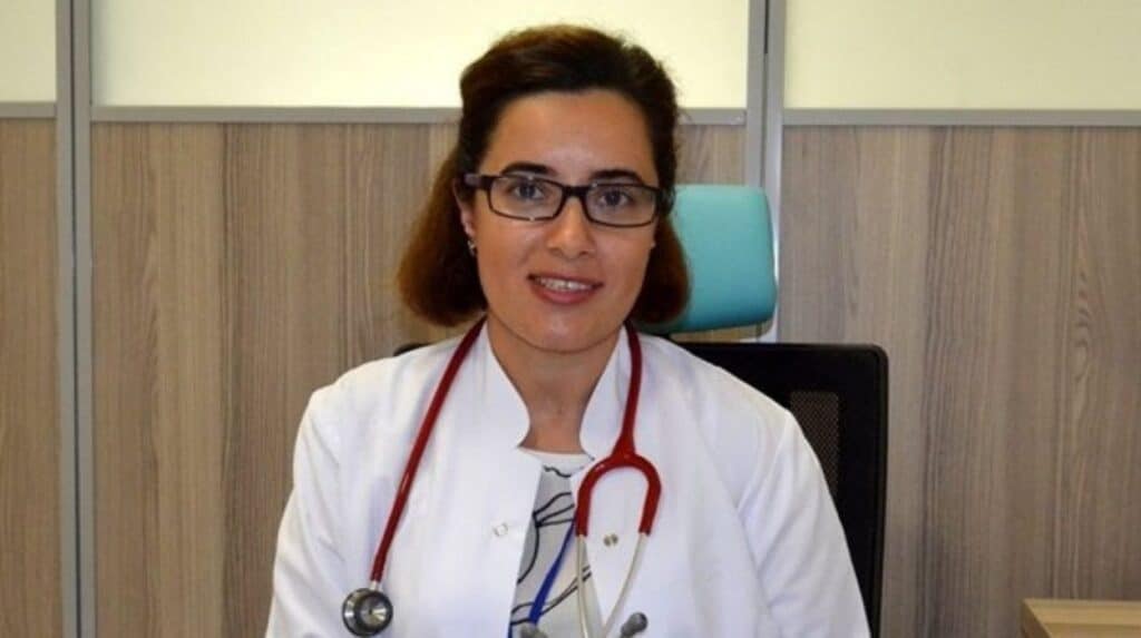 Türkiye Ulusal Alerji ve Klinik İmmünoloji Derneği Üyesi Dr. Öğretim Üyesi Esra Hazar