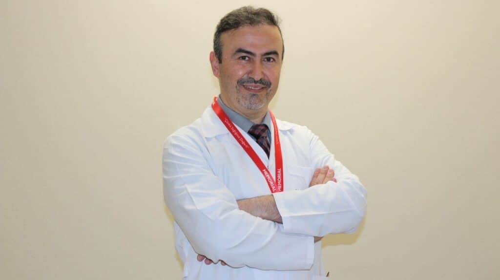  Memorial Antalya Hastanesi Kulak Burun Boğaz Hastalıkları Bölümü’nden Doç. Dr. İsmail Önder Uysal
