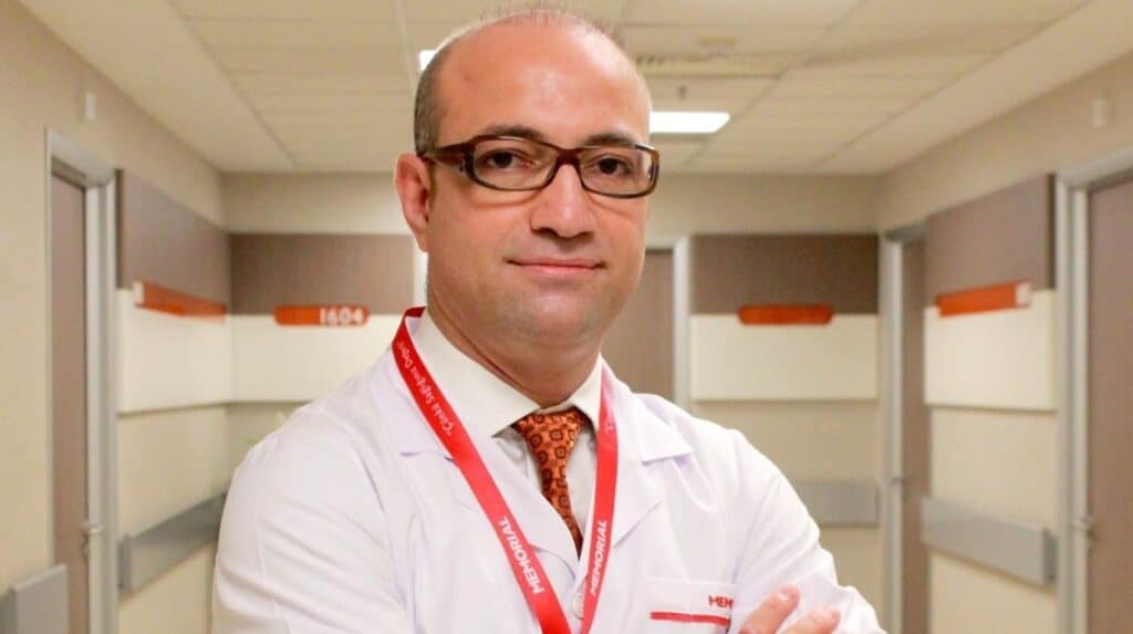 Memorial Diyarbakır Hastanesi Gastroenteroloji Bölümü’nden Doç. Dr. Nurettin Tunç