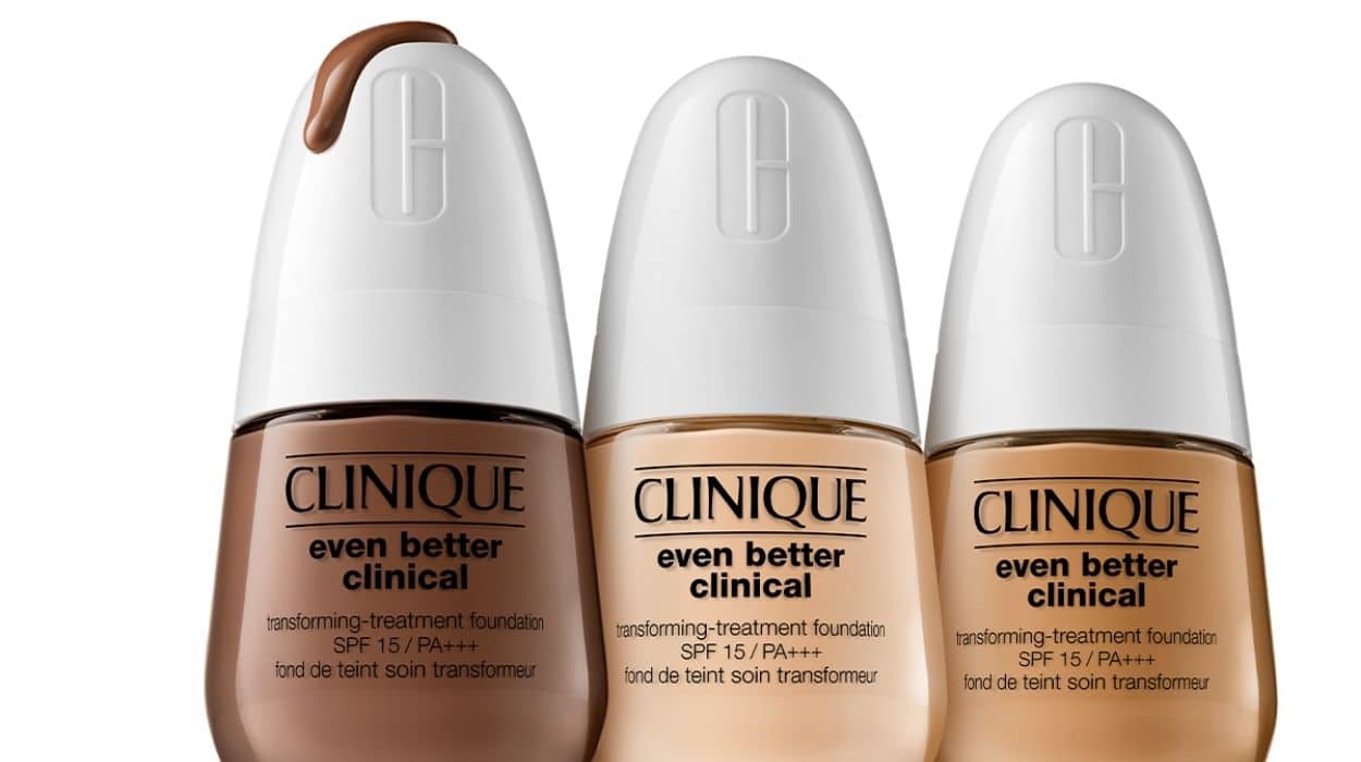 Clinique: Even Better Clinical Serum Fondöten