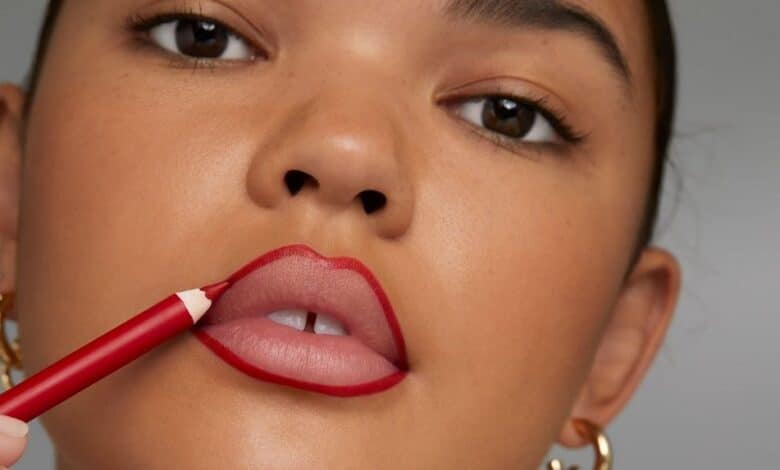 Estee Lauder: Double Wear 24HR Stay-in-Place