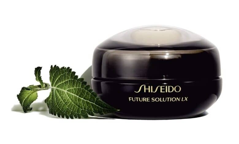 Shiseido ile Işıl Işıl Bir Cilt